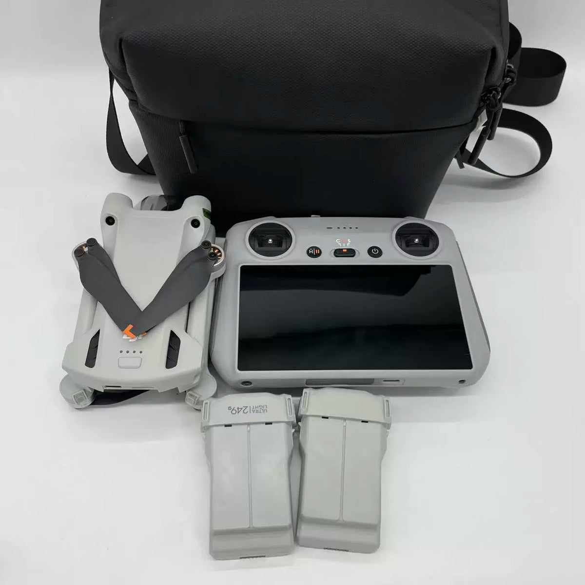 DJI Mini 3 Pro with Screen Remote (DJI RC) – open box, grade B – photo 3