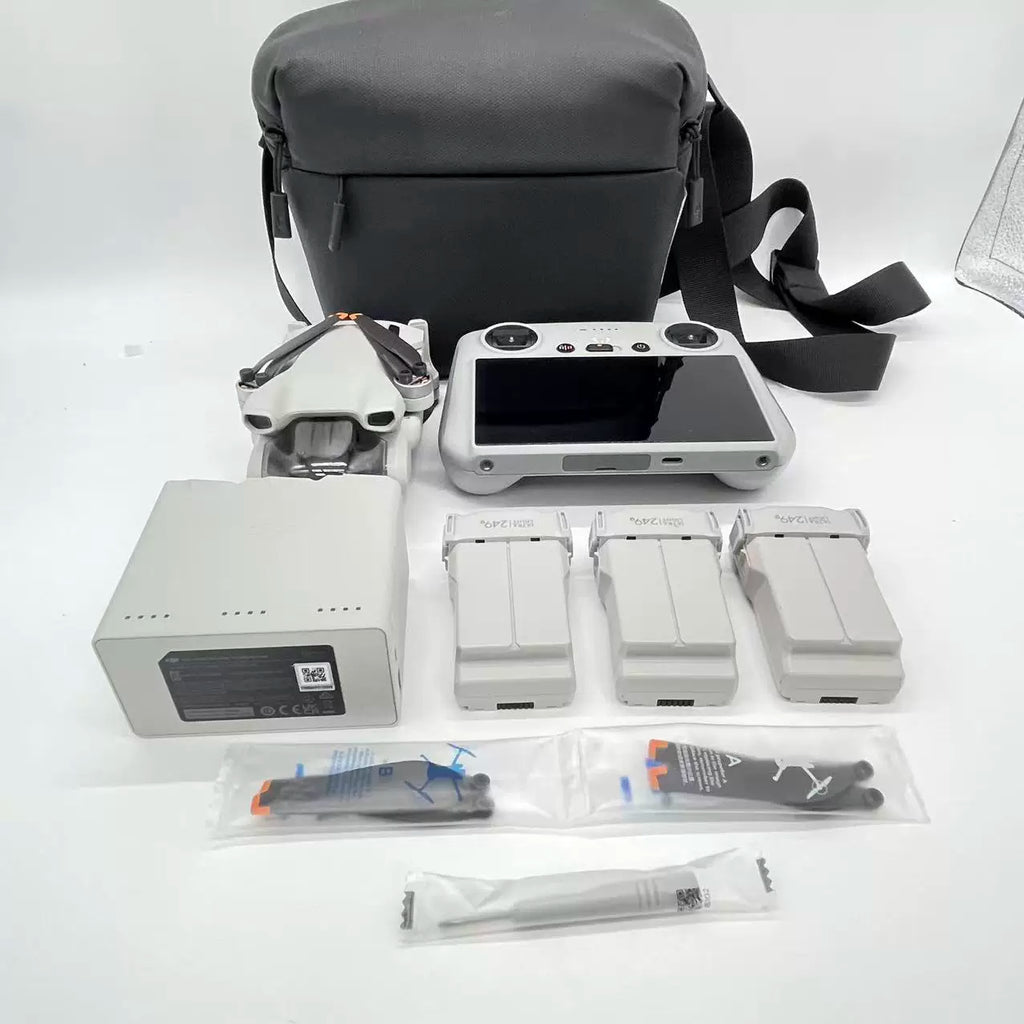 DJI Mini 3 (with Screen Remote (DJI RC)) – open box, grade B – photo 1