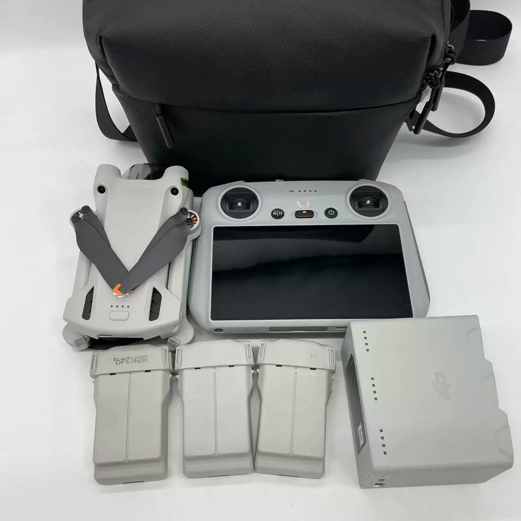 DJI Mini 3 Pro with Screen Remote (DJI RC) – open box, grade B – photo 1