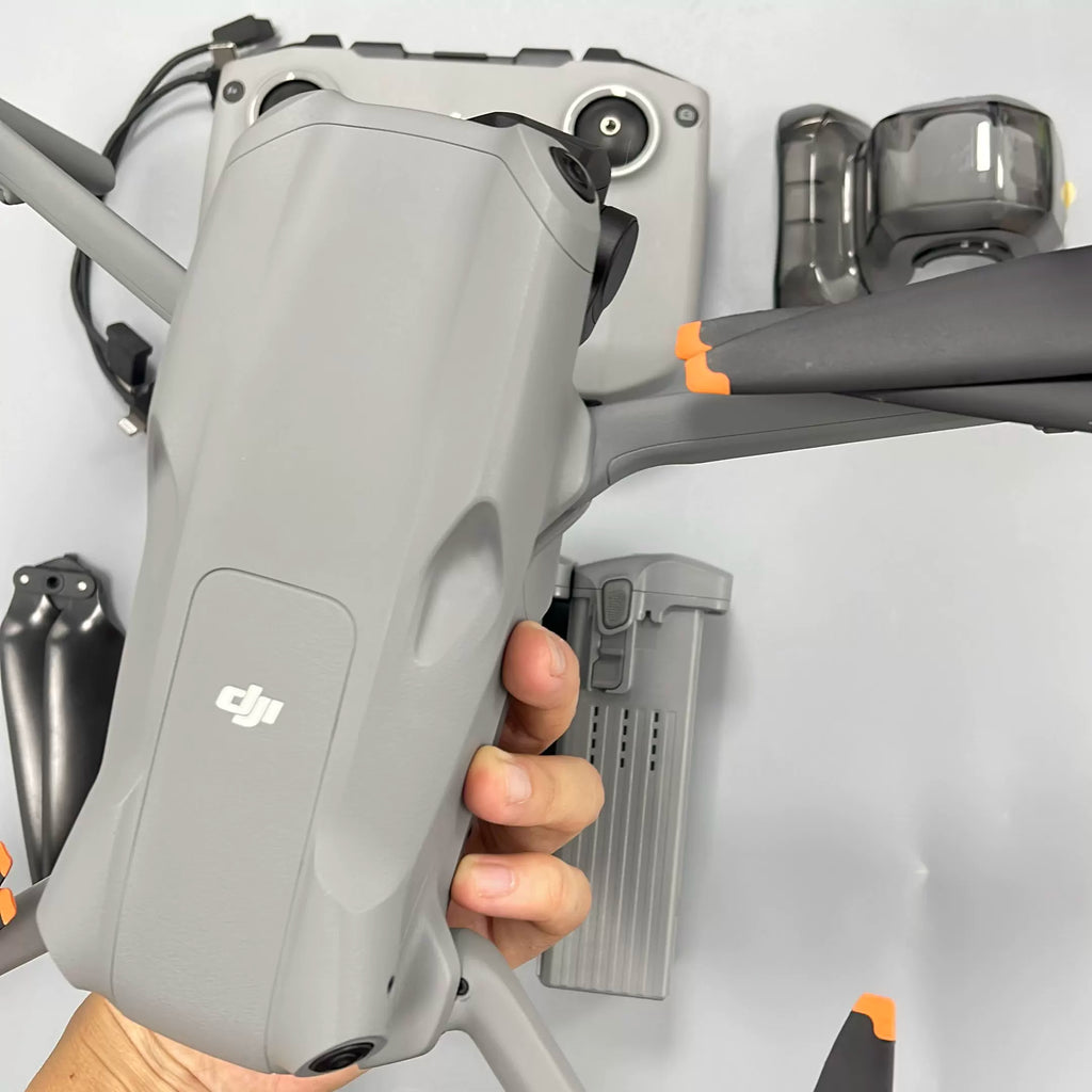 DJI Air 3 Drone Standard Combo – Used – photo 4