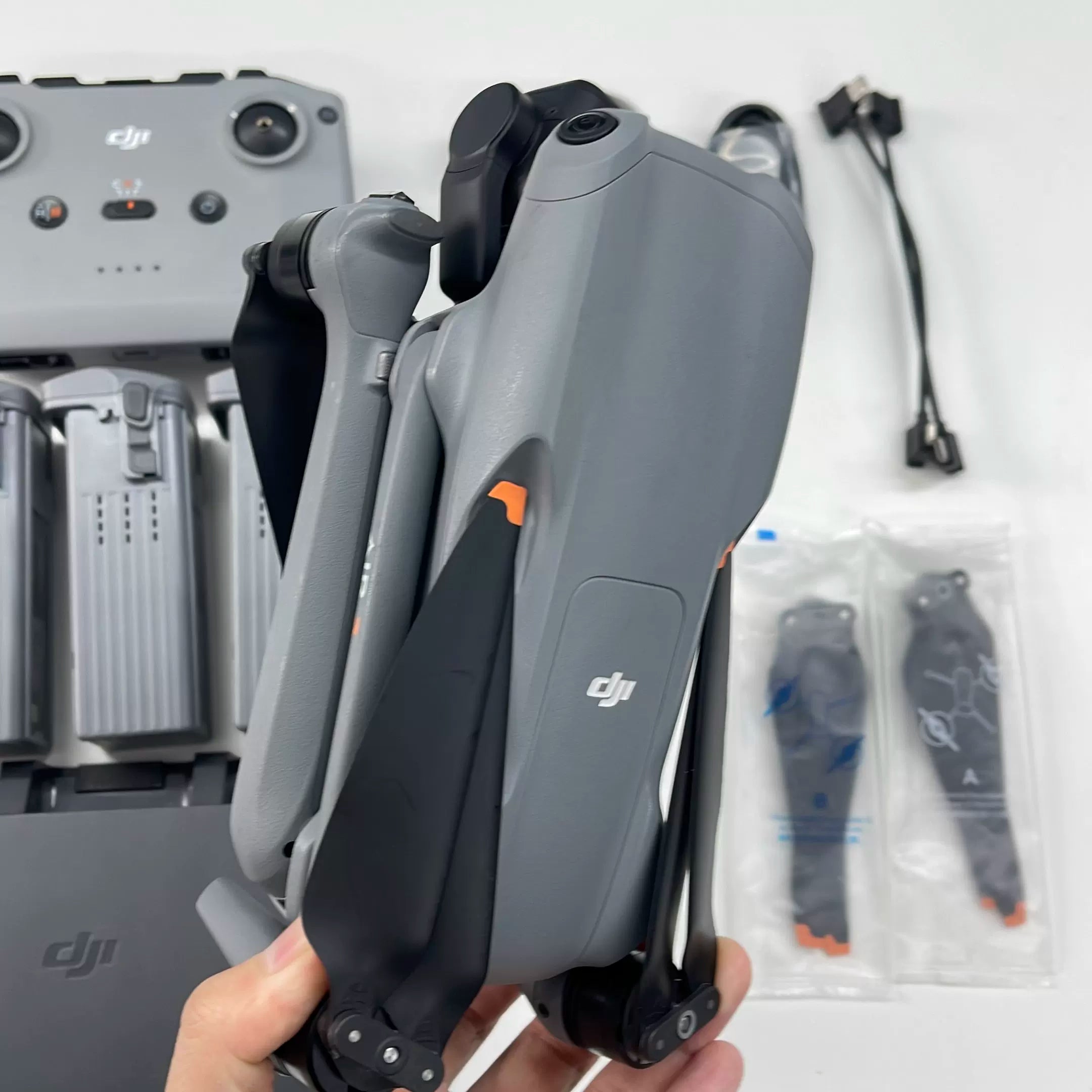 DJI Air 3 Drone 3-Battery Combo – Used – photo 2