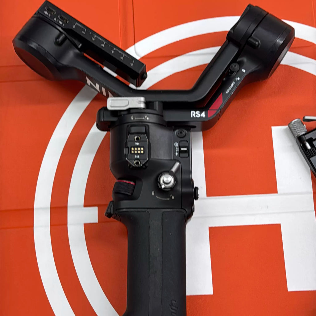 DJI RS 4 Camera Stabilizer Light Signs of Use – Used – photo 4