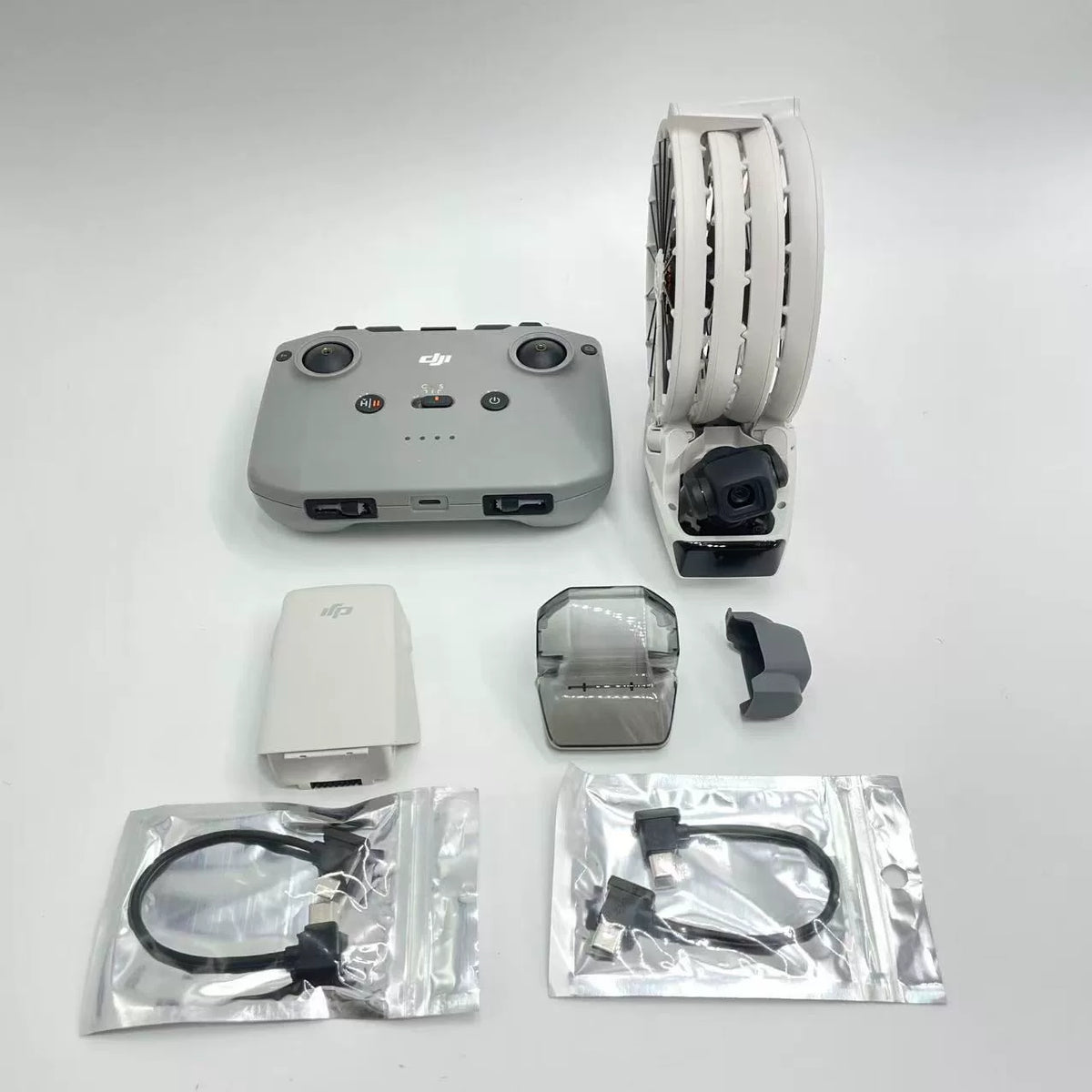 DJI Flip Standard Combo – open box, grade B – photo 1