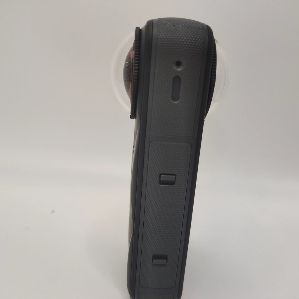 Insta360 X5 - 95 Insta360 X5 image 2