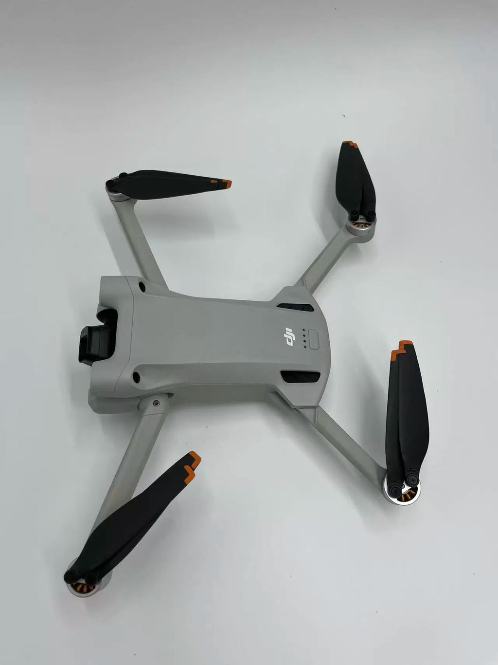 DJI Mini 3 Pro Fly More Combo – open box, grade B – photo 9