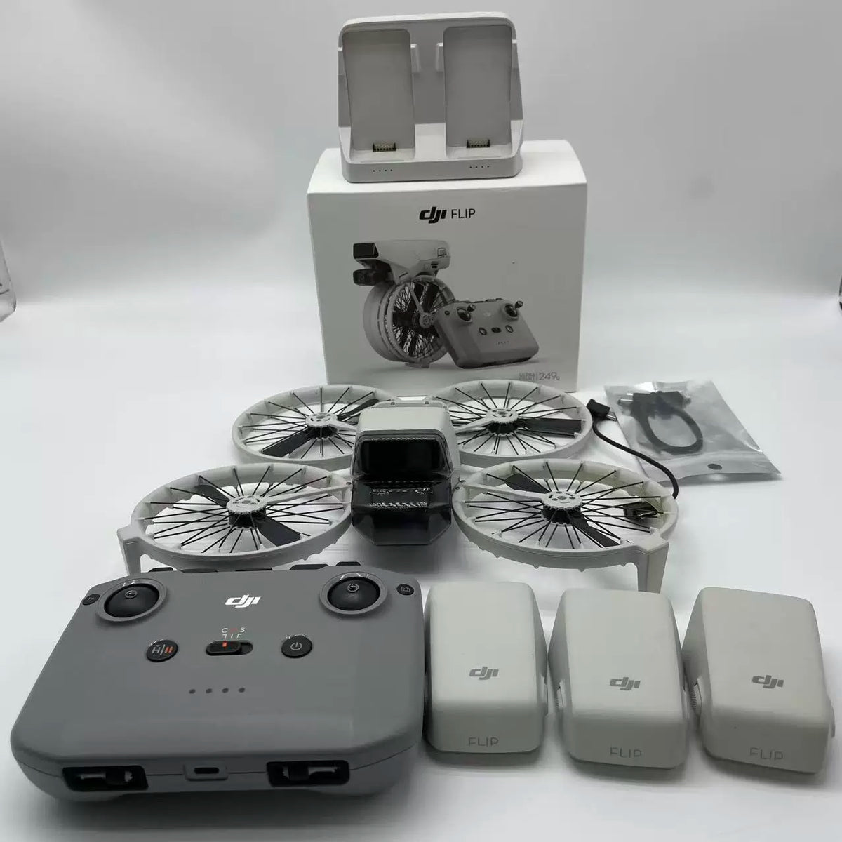 DJI Flip Fly More Combo, DJI Care Refresh – open box, grade B – photo 1