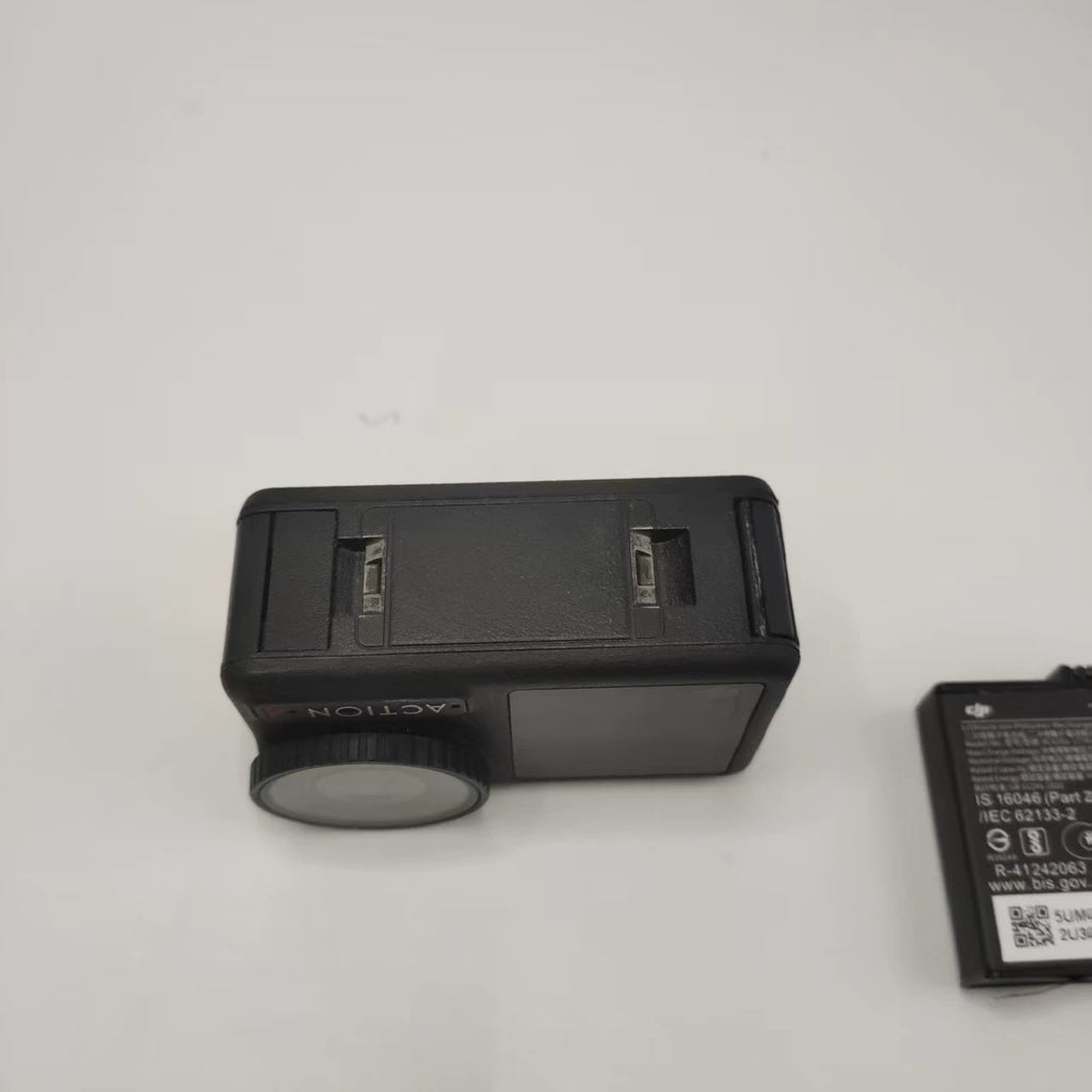 DJI Action 4 - 8 DJI Action 4 image 3