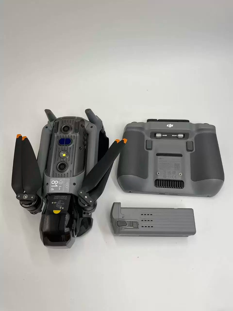 DJI Air 3 – open box, grade B – photo 2
