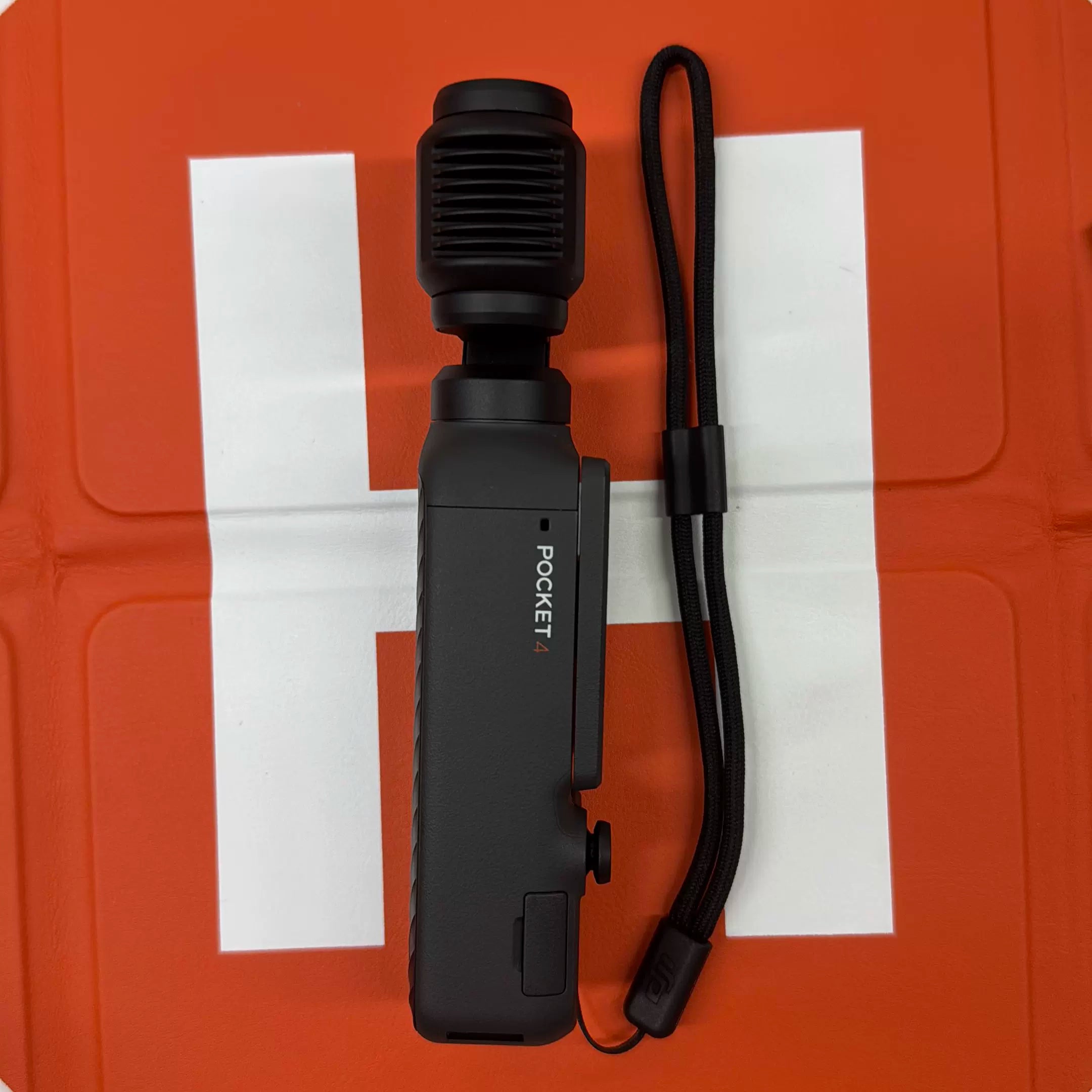 DJI Osmo Pocket 4 Pocket Camera Standard Combo – Used – photo 4