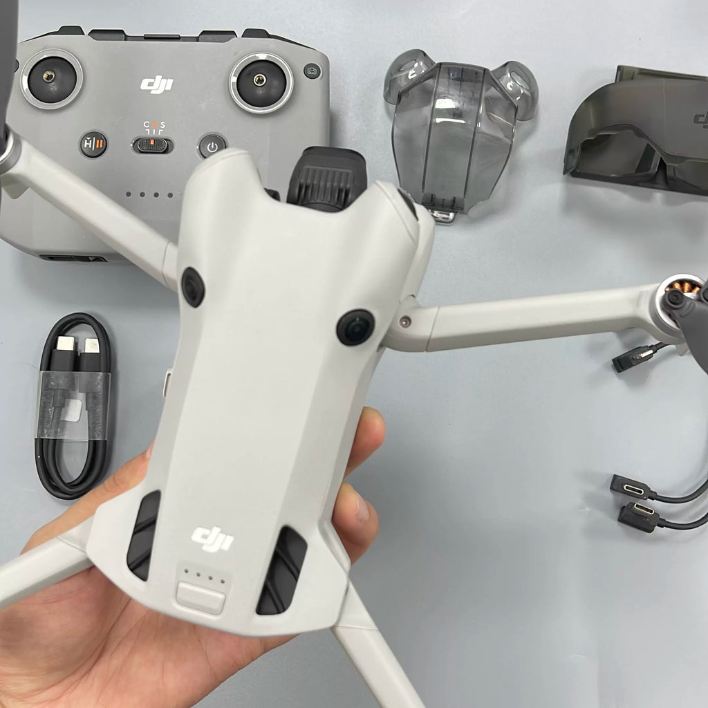 DJI Mini 4 Pro Drone Standard Combo – Used – photo 4