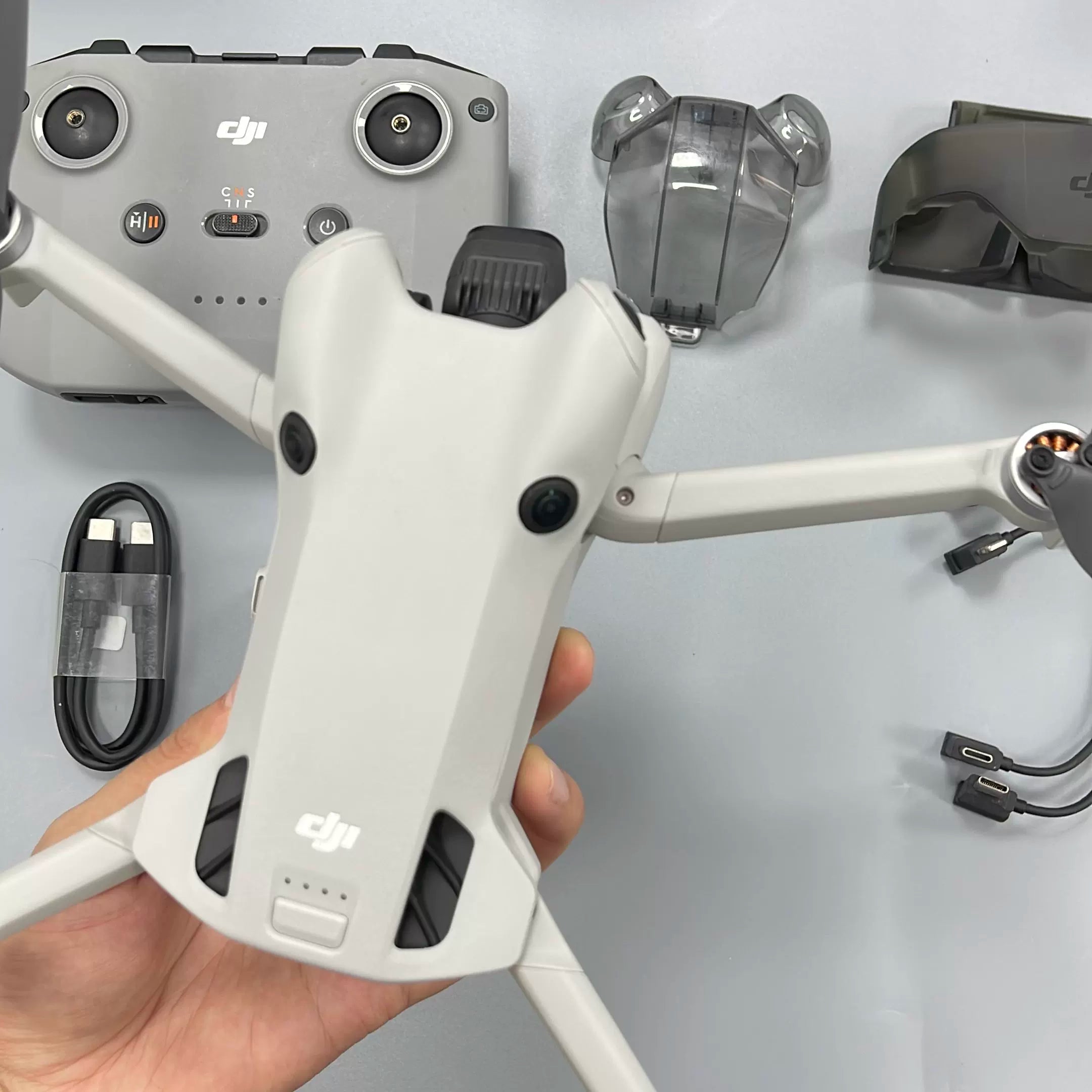 DJI Mini 4 Pro Drone Standard Combo – Used – photo 4