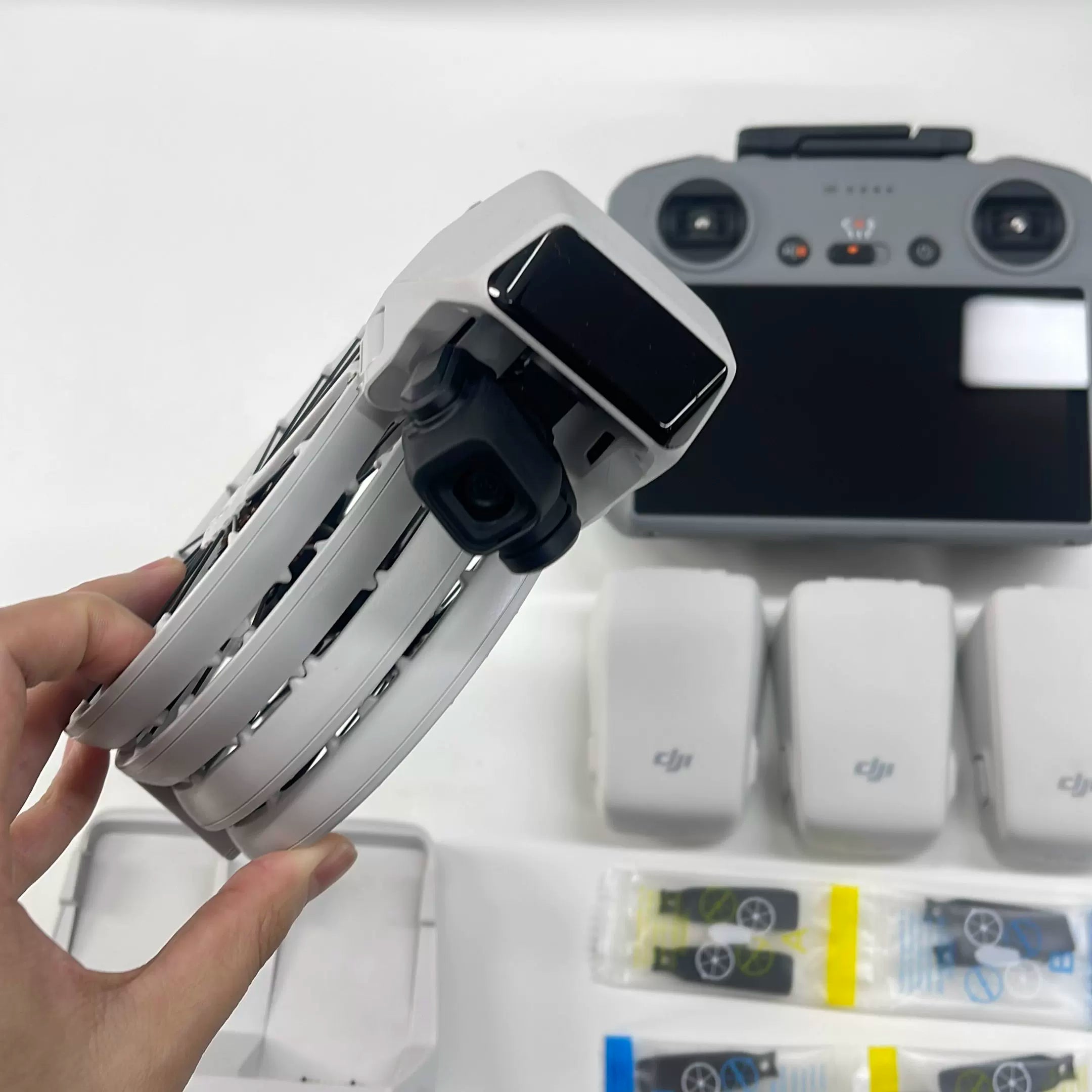 DJI Flip Drone 3-Battery Combo – Used – photo 3