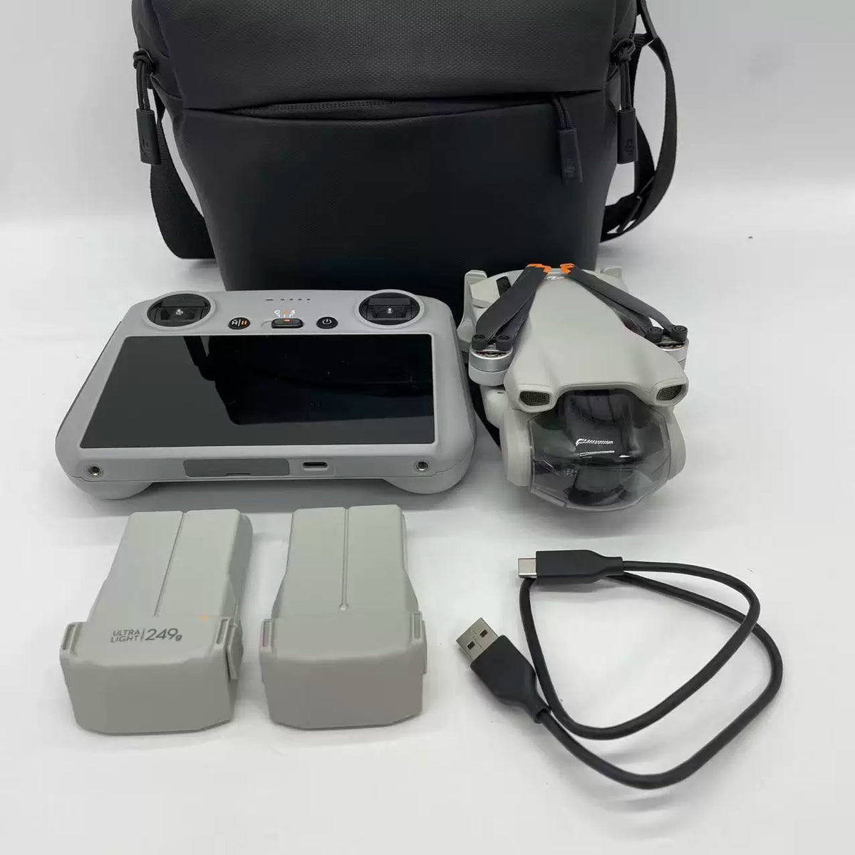 DJI Mini 3 (with Screen Remote (DJI RC)) – open box, grade B – photo 3