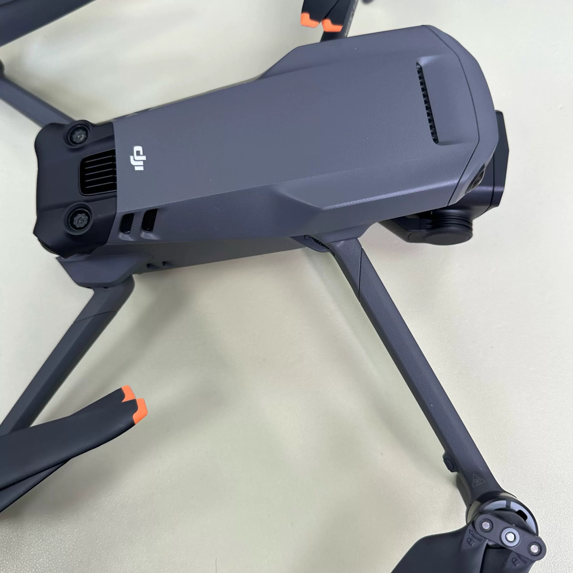 DJI Mavic 3 Pro Drone Standard Combo – Used – photo 5