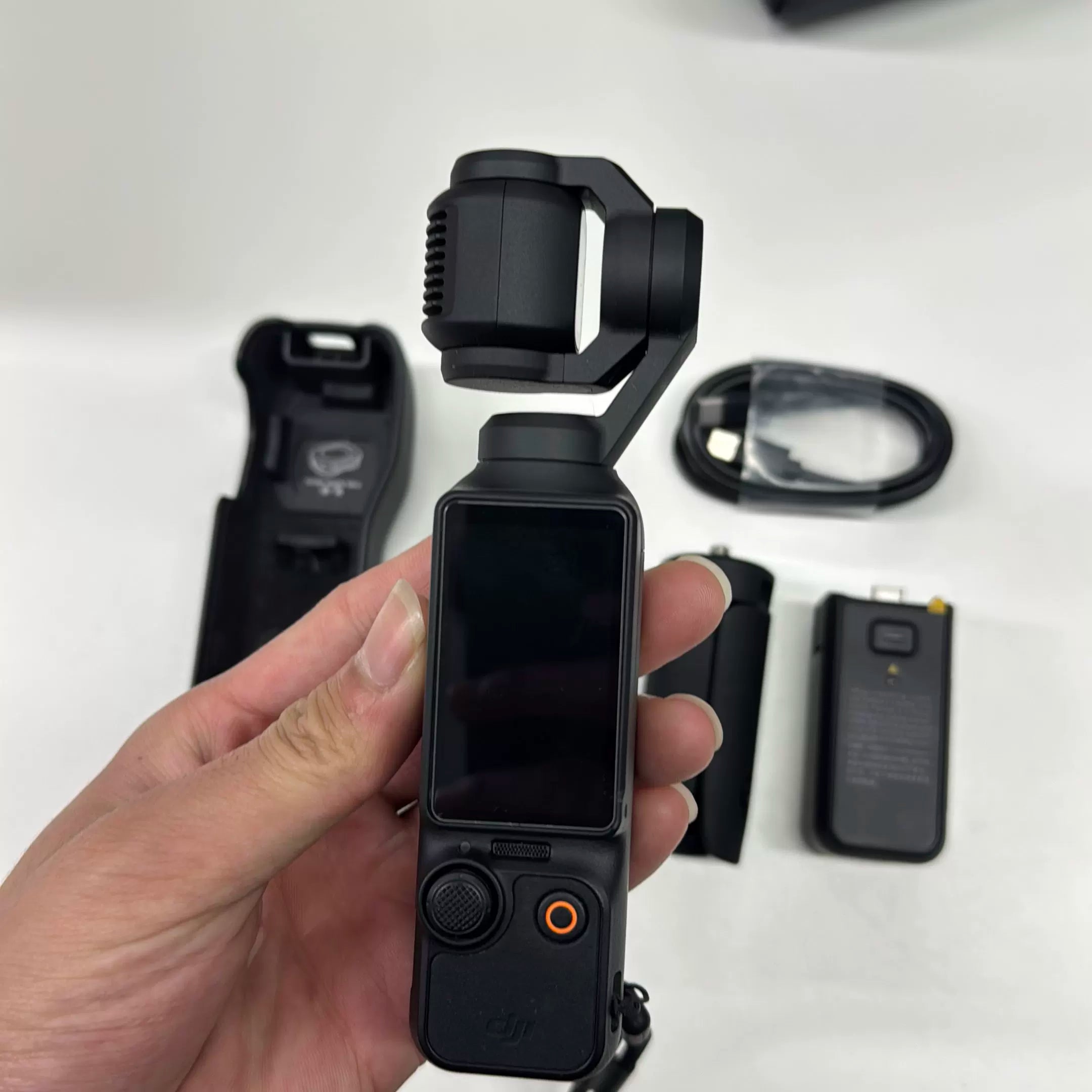 DJI Osmo Pocket 3 Pocket Camera Extended-Battery Combo – Used – photo 2